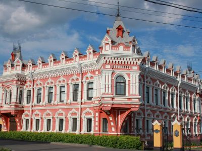 Сарапул. Театральный день в городе купцов. Спектакль "Рыжая девочка" 12+